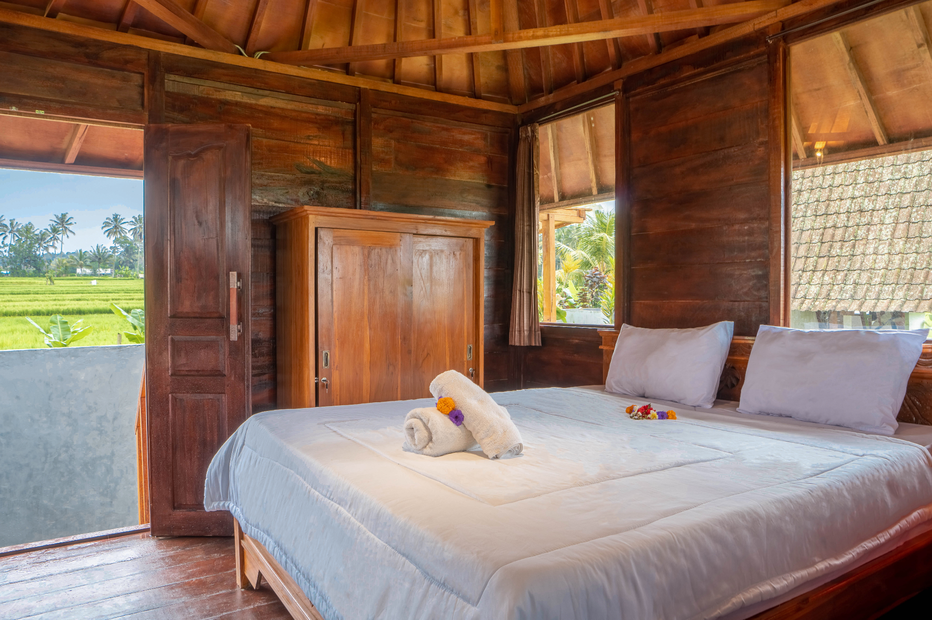 Classic Wooden Room — King Bed & Rice Field View